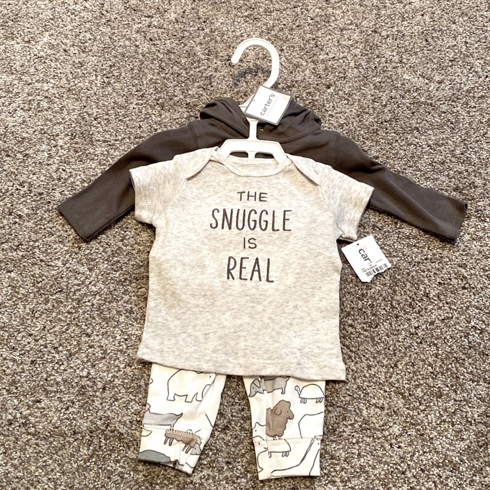 Carters newborn matching set